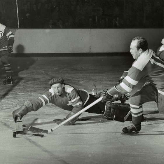 Goaltender Marti Riesen playing for Switzerland against the Soviet Union, circa 1950.