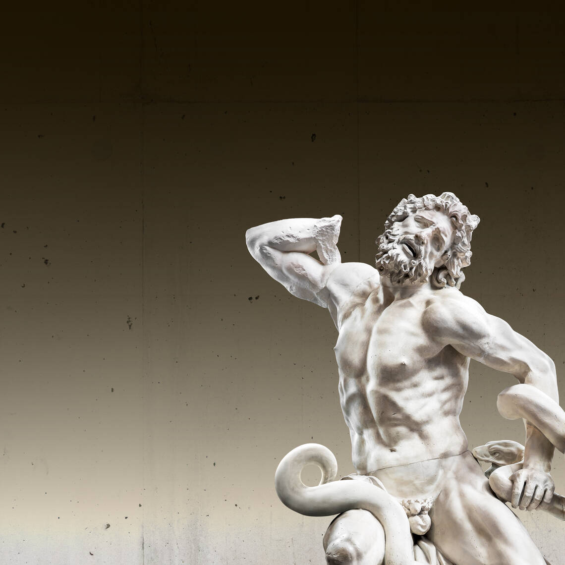 Key-Visual der Ausstellung "Der erschöpfte Mann"