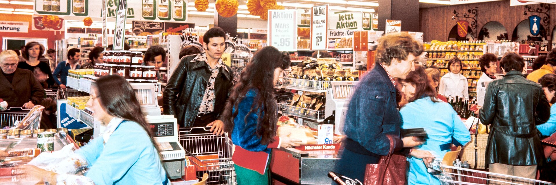 Keyvisual der Ausstellung Konsumwelten. Alltägliches im Fokus