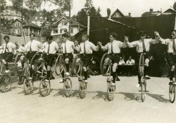 Parades cyclistes, 1930 | © © Archives Sociales Suisses