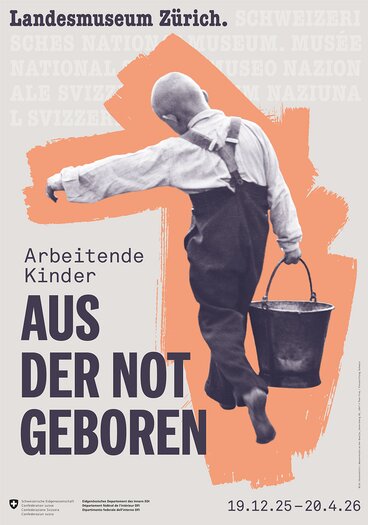 Key visual of the exhibition «Born into poverty. Child labourers». Image (detail): Fetching fresh water from a spring, Unteriberg Schwyz, 1947 © Theo Frey / Fotostiftung Schweiz | © Theo Frey / Fotostiftung Schweiz