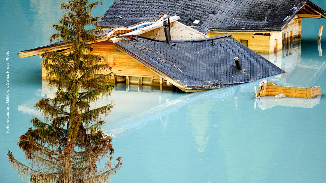 Keyvisual de l'exposition Swiss Press Photo 256. Photo: © Laurent Gilliéron