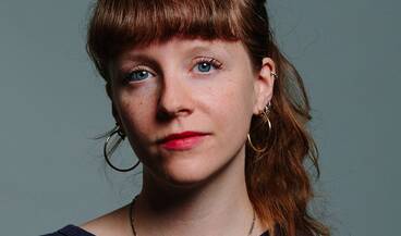 Porträt von Nina Kunz.