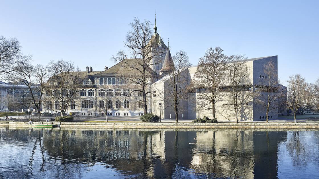 Das Landesmuseum, Blick von der Limmatseite