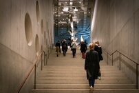 Die grosse Treppe im Erweiterungsbau des Landesmuseums