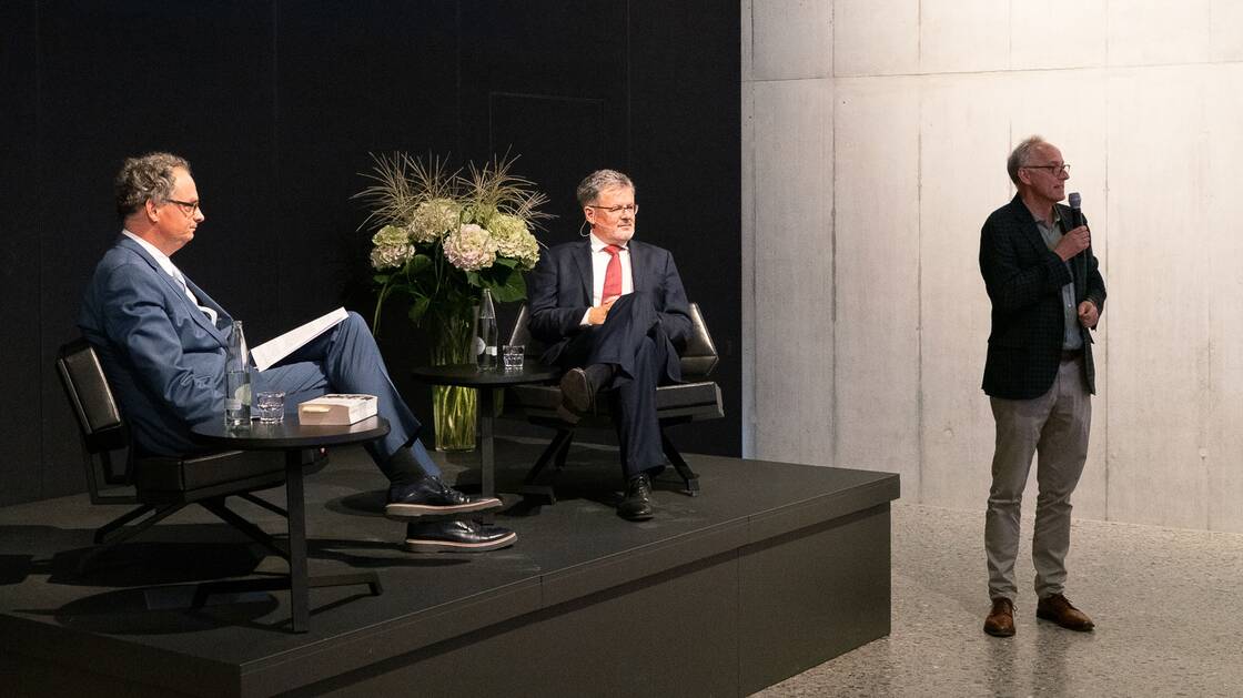Der Historiker Christopher Clark bei einem Gespräch im Landesmuseum