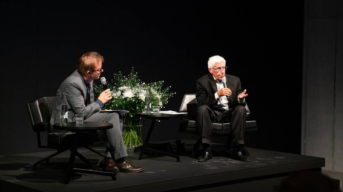 Der Historiker Peter von Matt bei einem Gespräch im Landesmuseum
