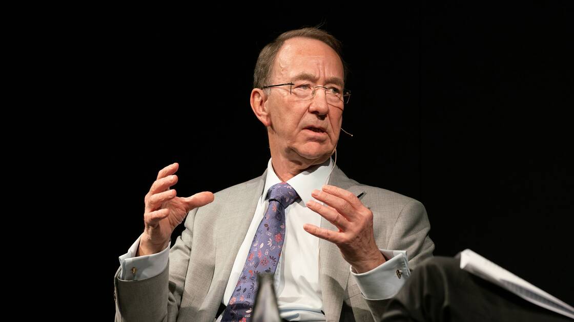 The historian Sir Ian Kershaw during a talk at the Landesmuseum
