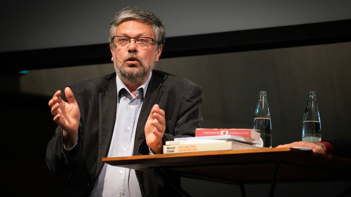 Der Schriftsteller Michail Schischkin bei einem Gespräch im Landesmuseum