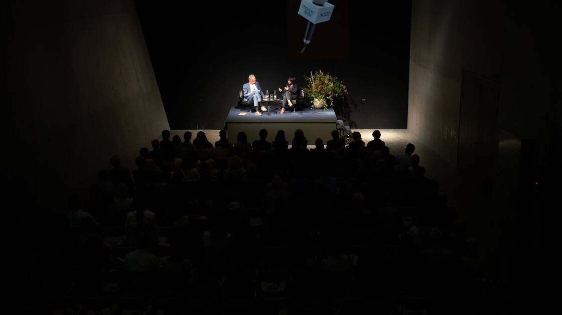 Benedicte Savoy bei einem Gespräch im Landesmuseum