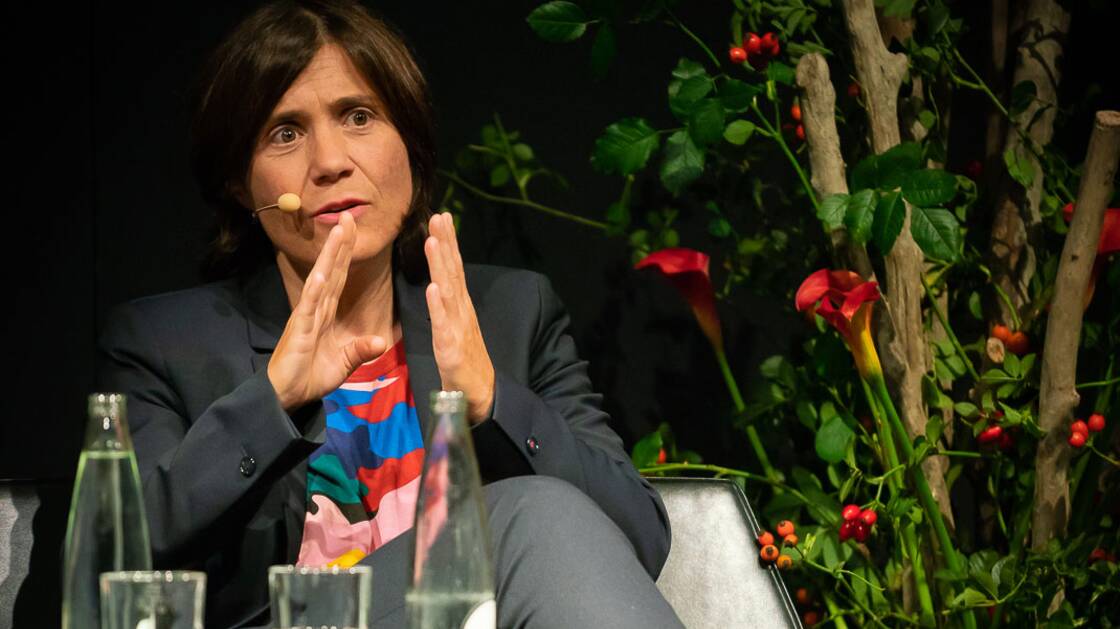 Benedicte Savoy bei einem Gespräch im Landesmuseum
