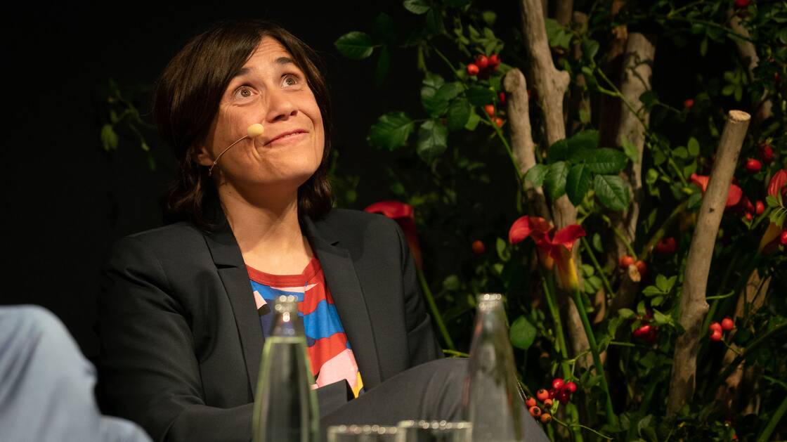 Benedicte Savoy bei einem Gespräch im Landesmuseum