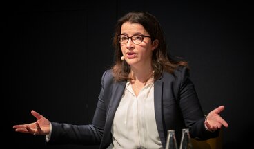 Combien une société est-elle juste? L’équilibre social en comparaison avec les pays voisins | avec Cécile Duflot  | © Musée national suisse