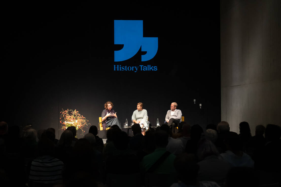 Das Verstummen der Holocaust-Überlebenden | Mirjam Wenzel, Literaturwissenschaftlerin und Direktorin des Jüdischen Museum Frankfurt und Emile Schrijver, Hebraist und Direktor des Jewish Historical Museum in Amsterdam.  | © Schweizerisches Nationalmuseum