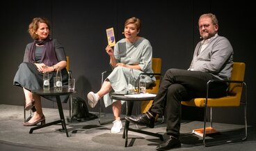 Das Verstummen der Holocaust-Überlebenden | Mirjam Wenzel, Literaturwissenschaftlerin und Direktorin des Jüdischen Museum Frankfurt und Emile Schrijver, Hebraist und Direktor des Jewish Historical Museum in Amsterdam.  | © Schweizerisches Nationalmuseum