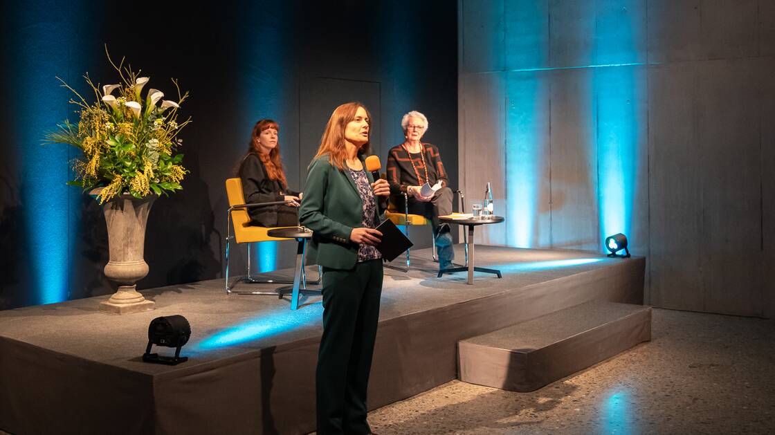 Frauenrechte. Generationen im Gespräch | Nina Kunz, Journalistin und Autorin und Monika Weber, Politikerin und ehemalige Direktorin des Migros-Genossenschafts-Bunds | © Schweizerisches Nationalmuseum