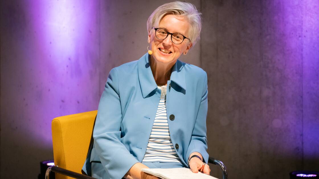 Die Macht der Grenze: Wie Staaten filtern | Historiker André Holenstein und die Geografin Judith Miggelbrink | Moderation: Andreas Tobler | © Schweizerisches Nationalmuseum