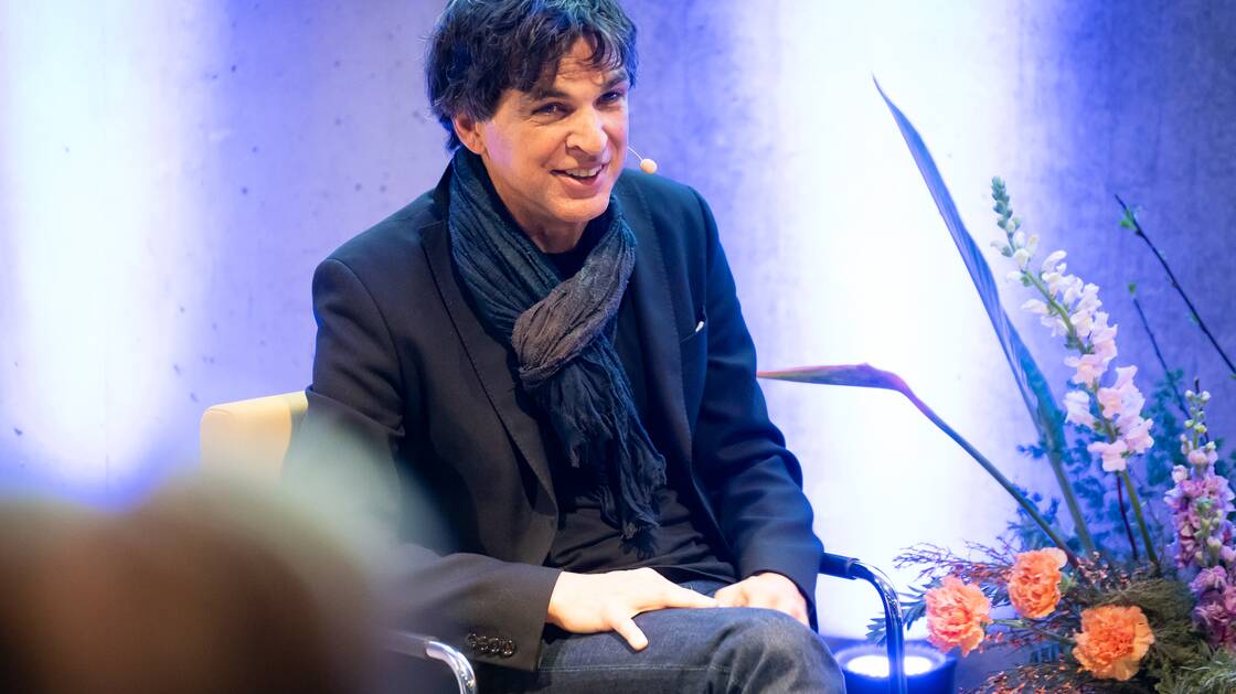 The Power of Cartoons | Political cartoonists: Patrick Chappatte | Presenter: Monika Schärer | © Schweizerisches Nationalmuseum