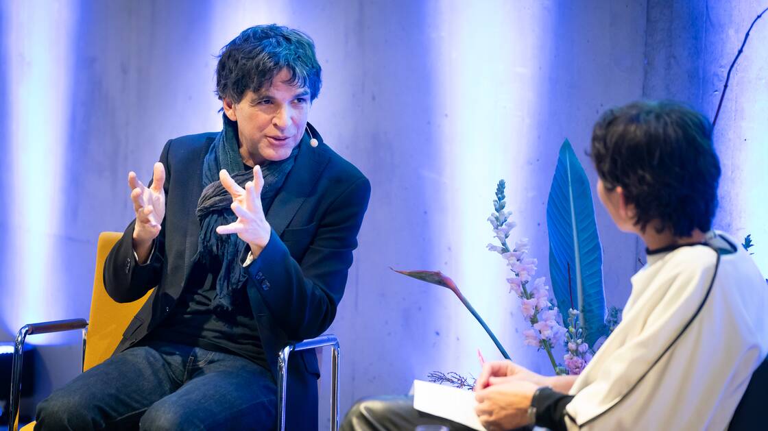 The Power of Cartoons | Political cartoonists: Patrick Chappatte | Presenter: Monika Schärer | © Schweizerisches Nationalmuseum