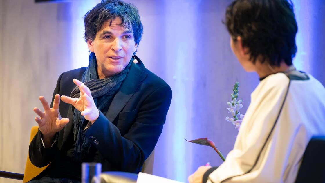 The Power of Cartoons | Political cartoonists: Patrick Chappatte | Presenter: Monika Schärer | © Schweizerisches Nationalmuseum