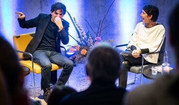 The Power of Cartoons | Political cartoonists: Patrick Chappatte | Presenter: Monika Schärer | © Schweizerisches Nationalmuseum