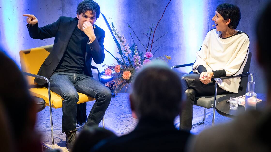 The Power of Cartoons | Political cartoonists: Patrick Chappatte | Presenter: Monika Schärer | © Schweizerisches Nationalmuseum