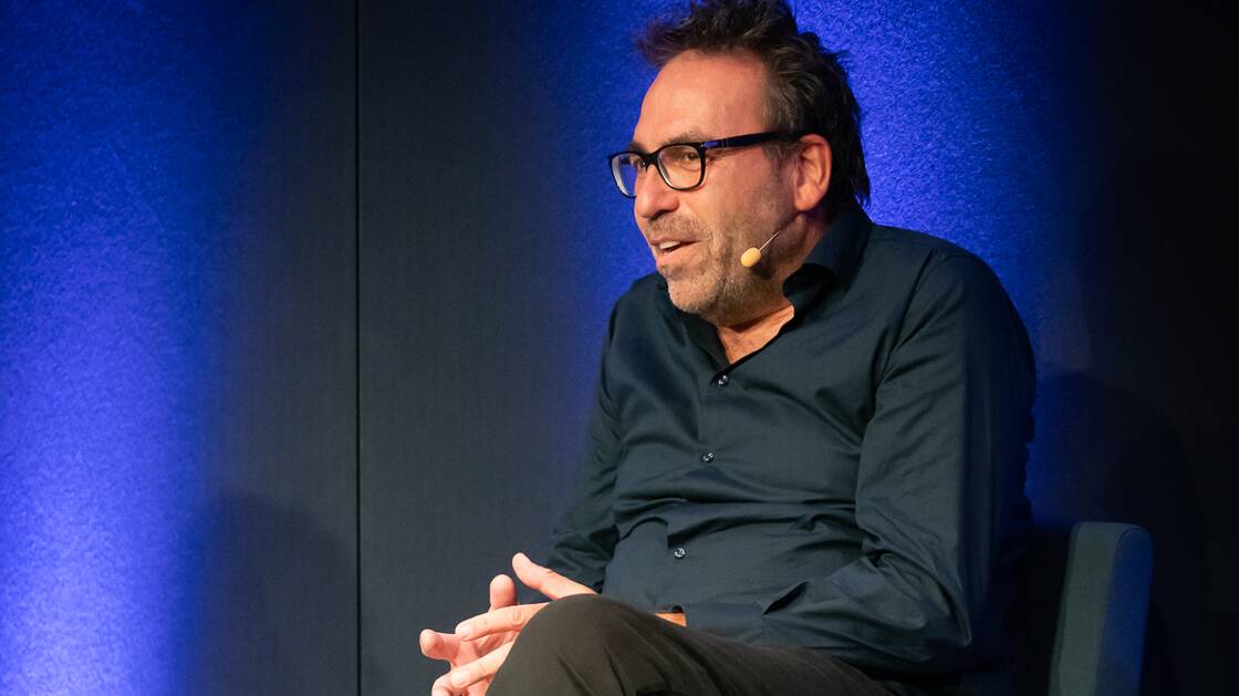 Grosse Diaspora – Migration aus Ex-Jugoslawien  | Historiker Damir Skenderovic und Soziologin Sandra King-Savic | Moderation: Inés Mateos, Expertin für Bildung und Diversität | © Schweizerisches Nationalmuseum