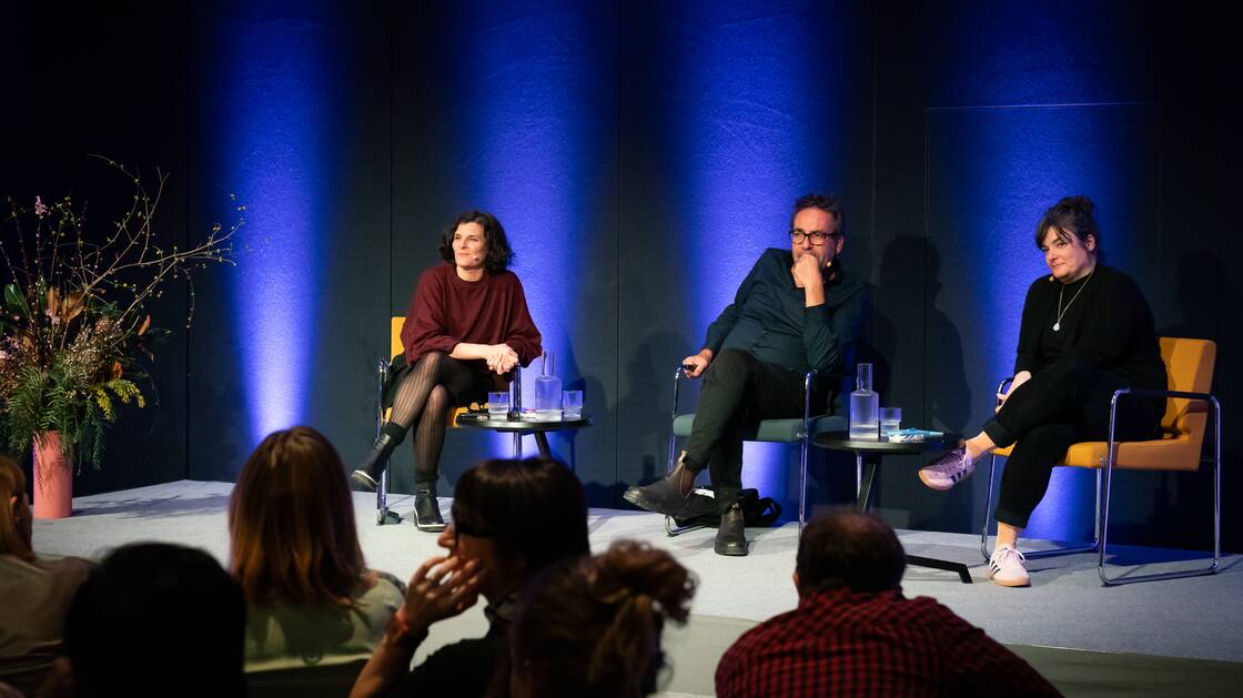Grosse Diaspora – Migration aus Ex-Jugoslawien  | Historiker Damir Skenderovic und Soziologin Sandra King-Savic | Moderation: Inés Mateos, Expertin für Bildung und Diversität | © Schweizerisches Nationalmuseum
