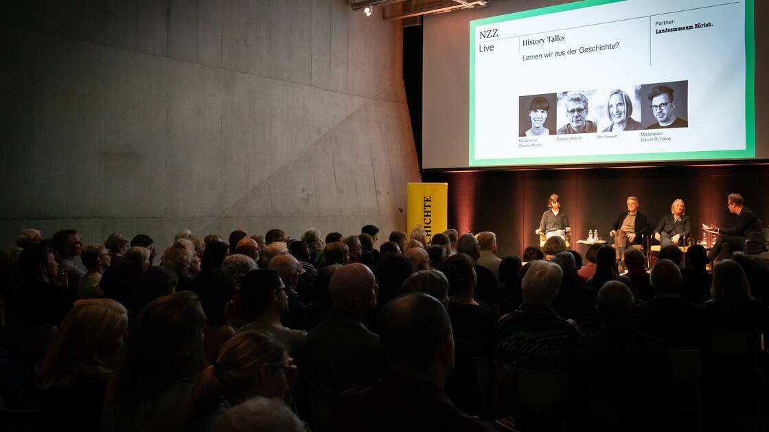 Lernen wir aus der Geschichte? | Mit Historikerin Ute Frevert, Historiker Caspar Hirschi | Moderation: Claudia Mäder, Daniel di Falco | © Schweizerisches Nationalmuseum
