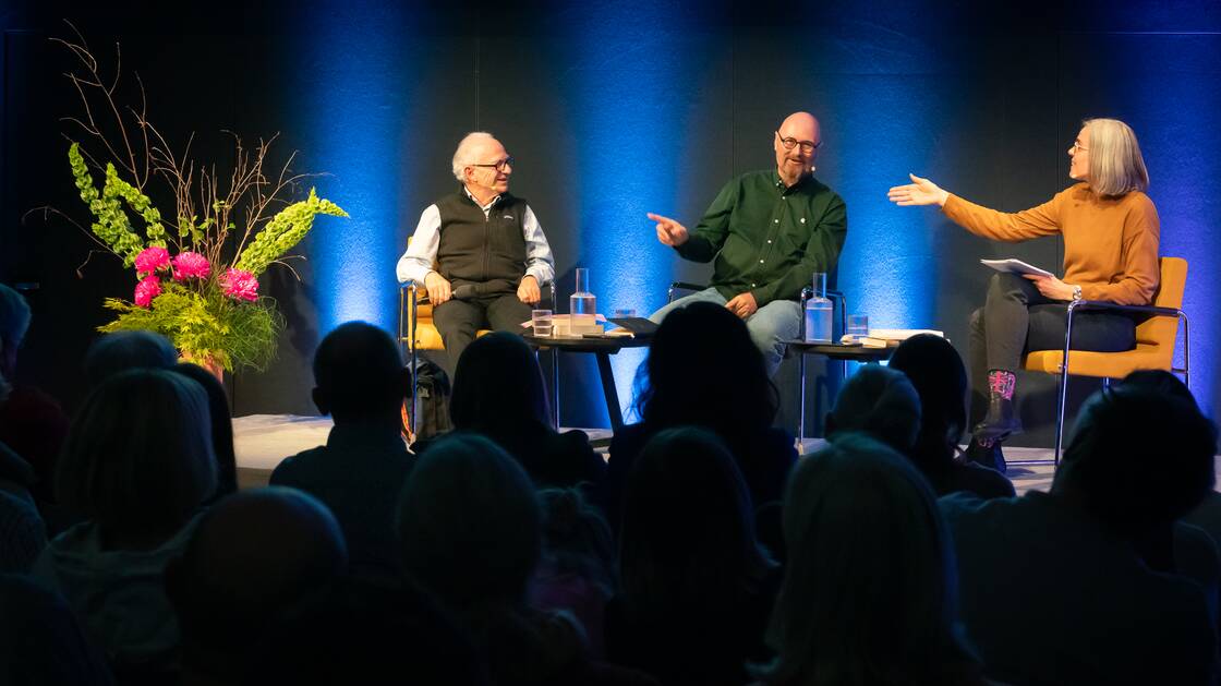 Zürich und die Drogen – 30 Jahre nach Platzspitz und Letten | Arzt André Seidenberg | Michael Herzig Historiker sowie langjähriger Drogenbeauftragter der Stadt Zürich | Julia Zutavern, die jahrelang für eine Serie zum Thema Zürcher Drogenpolitik recherchierte. | © Schweizerisches Nationalmuseum