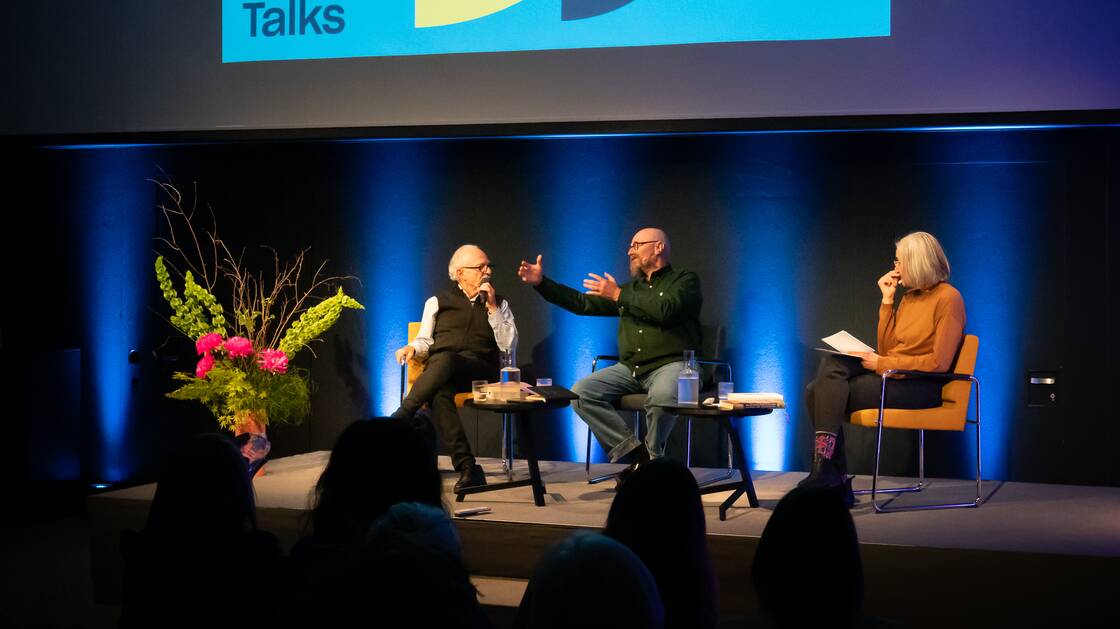 Zürich und die Drogen – 30 Jahre nach Platzspitz und Letten | Arzt André Seidenberg | Michael Herzig Historiker sowie langjähriger Drogenbeauftragter der Stadt Zürich | Julia Zutavern, die jahrelang für eine Serie zum Thema Zürcher Drogenpolitik recherchierte. | © Schweizerisches Nationalmuseum