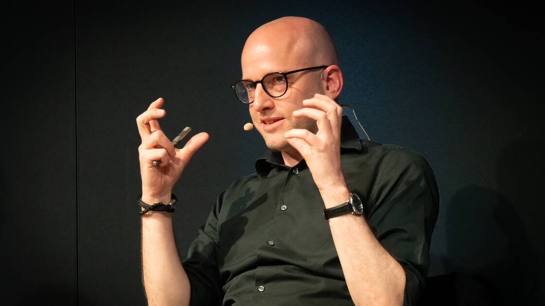Verbrechen und Strafe – eine lange Geschichte | Literaturwissenschafter: Manuel Bauer| Historiker: Joachim Eibach | Moderation: Claudia Mäder | © Schweizerisches Nationalmuseum