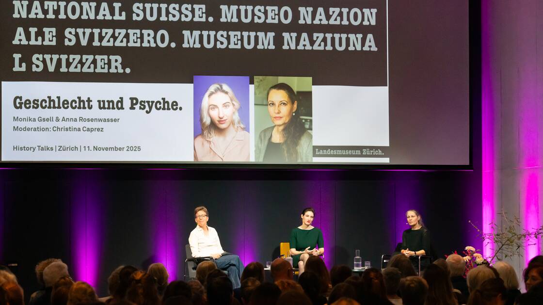 Geschlecht und Psyche | Nationalrätin und Autorin: Anna Rosenwasser | Psychoanalytikerin und Kulturwissenschaftlerin: Monika Gsell | Moderation: Christina Caprez | © Schweizerisches Nationalmuseum