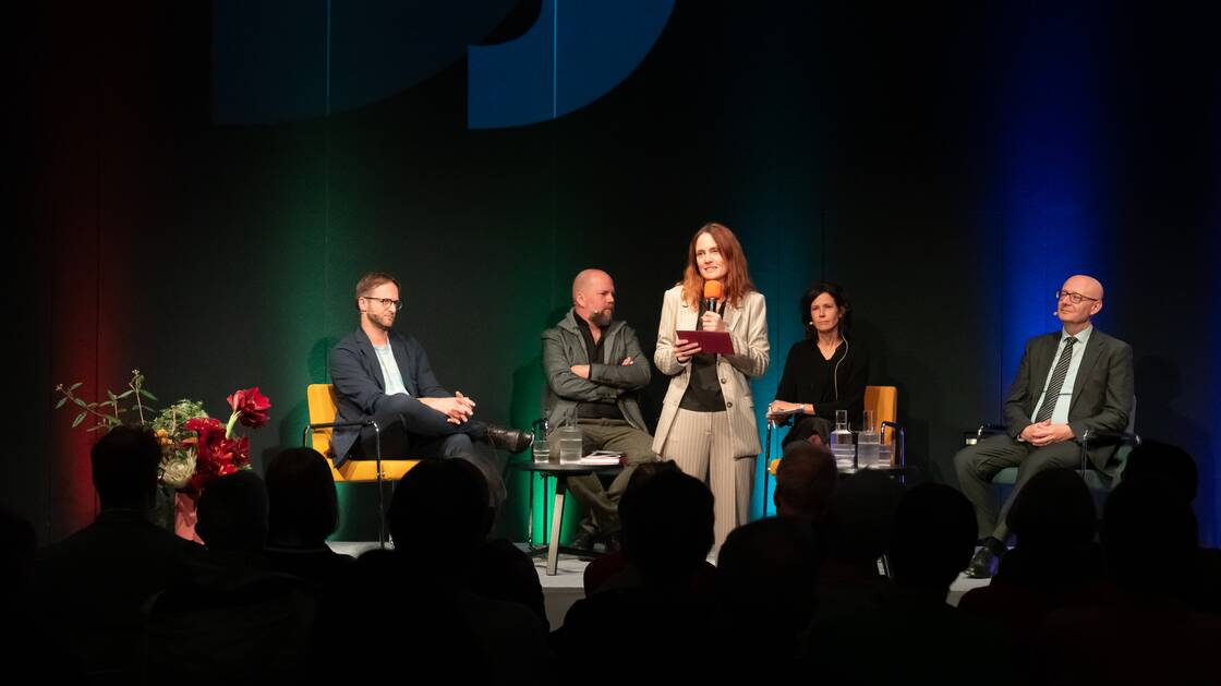 Heute Abstimmung! – Direkte Demokratie im Fokus | Historiker: David Hesse | Journalist Philipp Loser | Bundeskanzler: Viktor Rossi | Moderation: Christina Caprez | © Schweizerisches Nationalmuseum