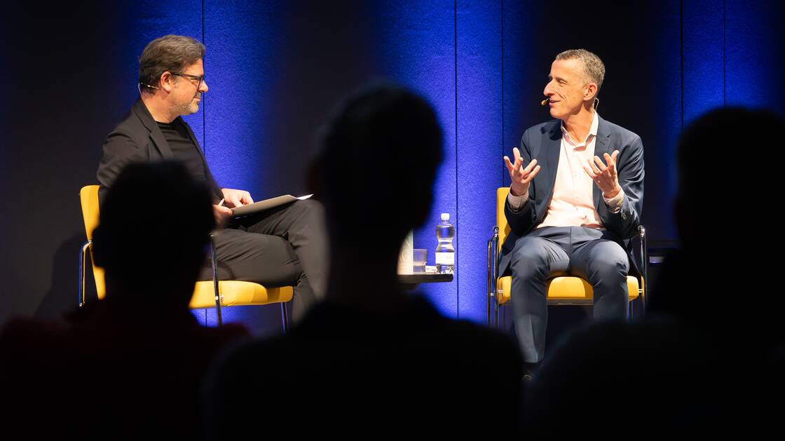 Die Geschichte der Dinge | Historiker und Autor Christoph Ribbat | Moderation: Daniel Di Falco, Redakteur «NZZ Geschichte» | © Schweizerisches Nationalmuseum