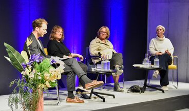 Fremdplatziert, versorgt, entmündigt: Erinnerung und Verantwortung heute | Uschi Waser | Elisabeth Meister | Loretta Seglias | Moderation: Marc Tribelhorn | © Schweizerisches Nationalmuseum