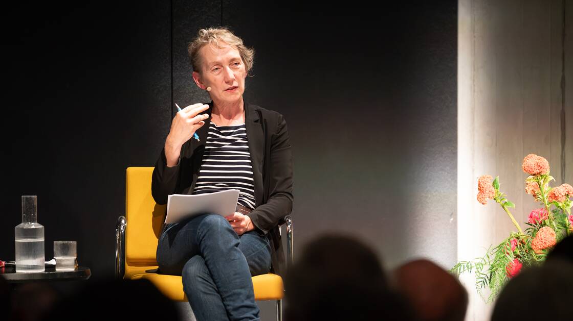 Der lange Schatten der DDR | Gisela Hürlimann, Professorin für Technik- und Wirtschaftsgeschichte in Dresden | Hartmut Berghoff, Wirtschafts- und Sozialhistoriker von der Universität Göttingen | Moderation: Claudia Mäder, Leiterin "NZZ Geschichte" | © Schweizerisches Nationalmuseum