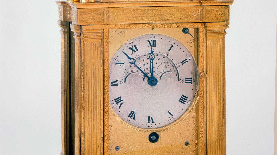 Reiseuhr mit Wochen-, Kalendertag, Monat, hergestellt von Uhrmacher Abraham-Louis Breguet (1747 - 1823), Paris. 1796.